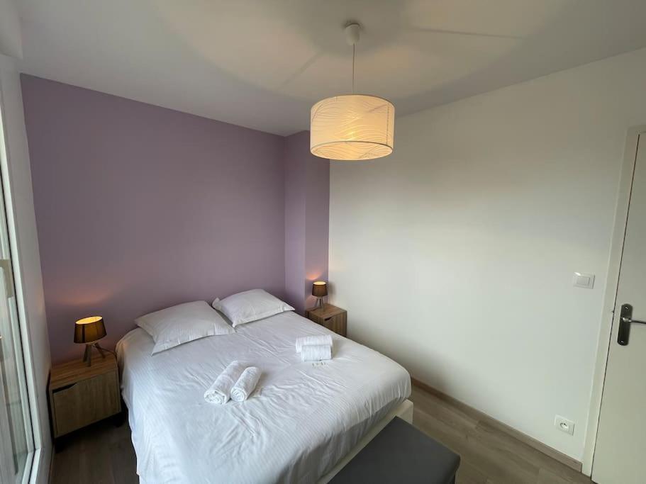 Persea Yourhosthelper Ouistreham Esterno foto